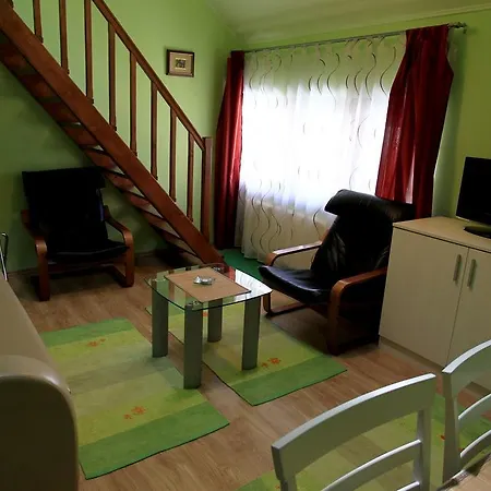 Christabella Apartman Appartement *